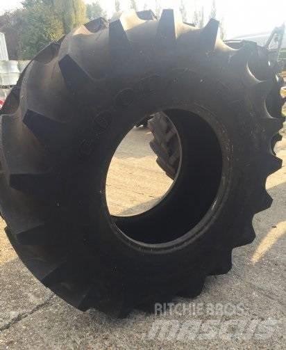 Goodyear 650/75R32 Pneumatiky, kola a ráfky