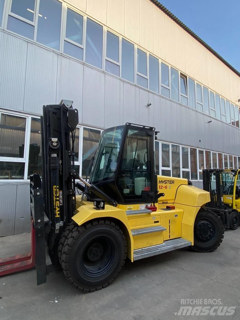 Hyster H12XD6 Dieselové vozíky