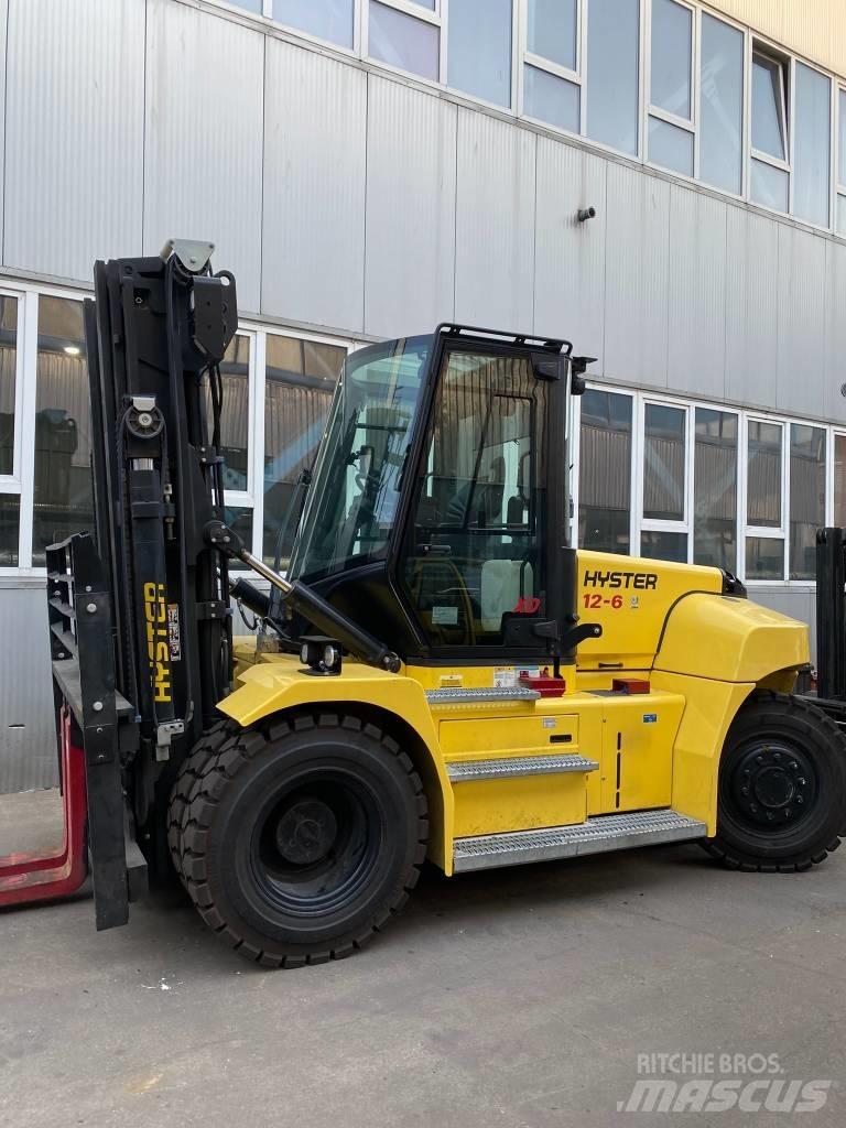 Hyster H12XD6 Dieselové vozíky