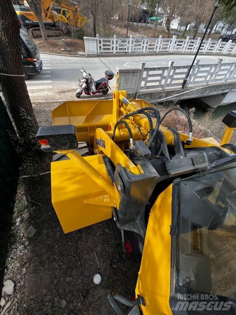 Komatsu WA 380-3 Kolové nakladače