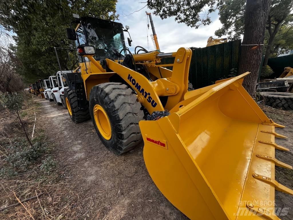 Komatsu WA 380-3 Kolové nakladače