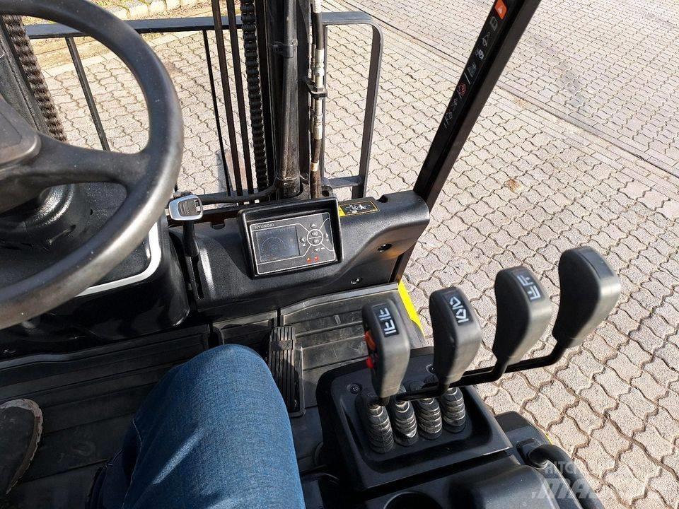 Hyundai 25 BH-9 Stavebnictví - ostatní