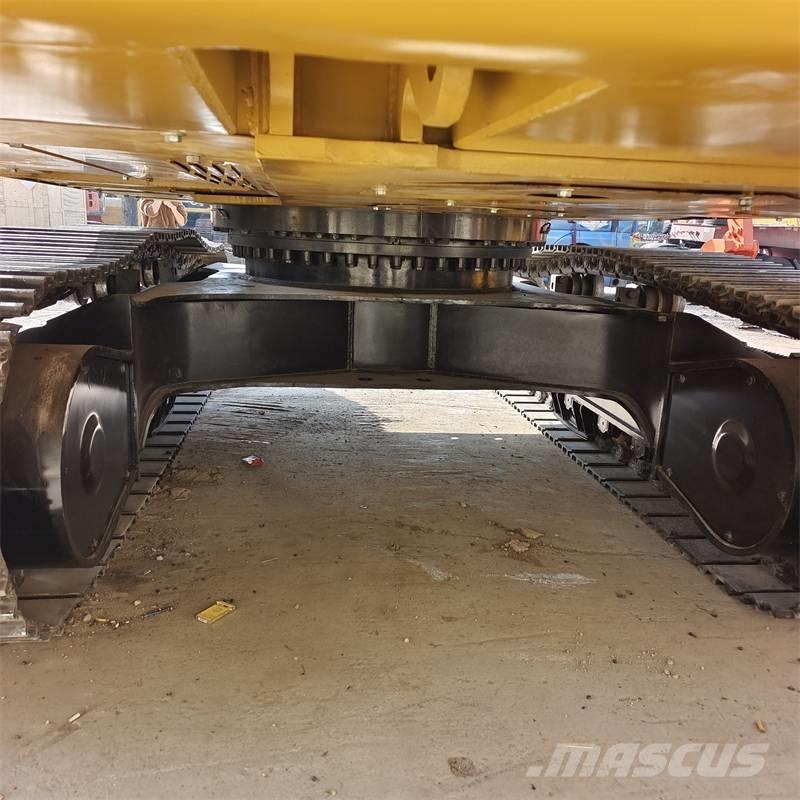 CAT 336 D2L Pásová rýpadla