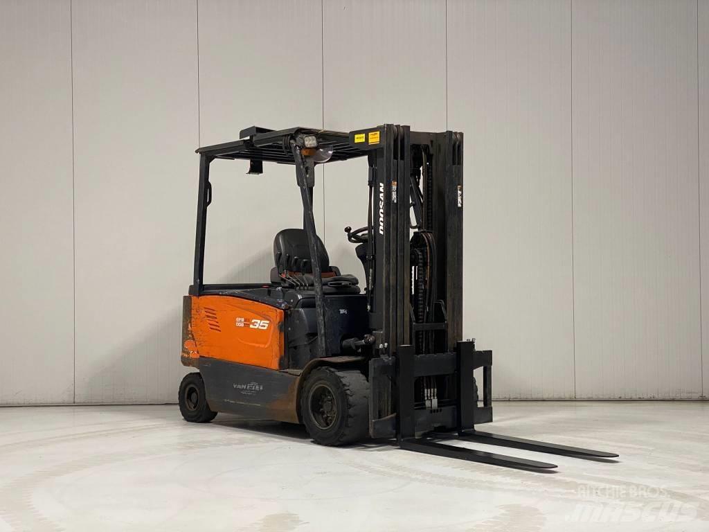 Doosan B35X-7 Akumulátorové vozíky