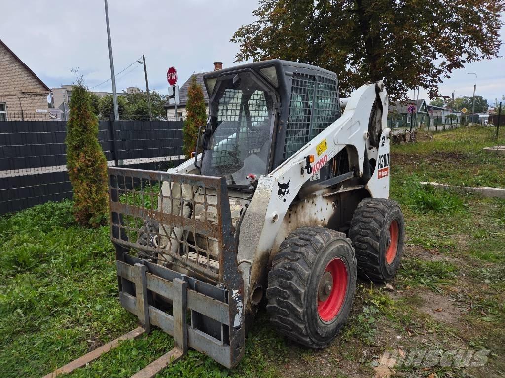 Bobcat A 300 Smykem řízené nakladače