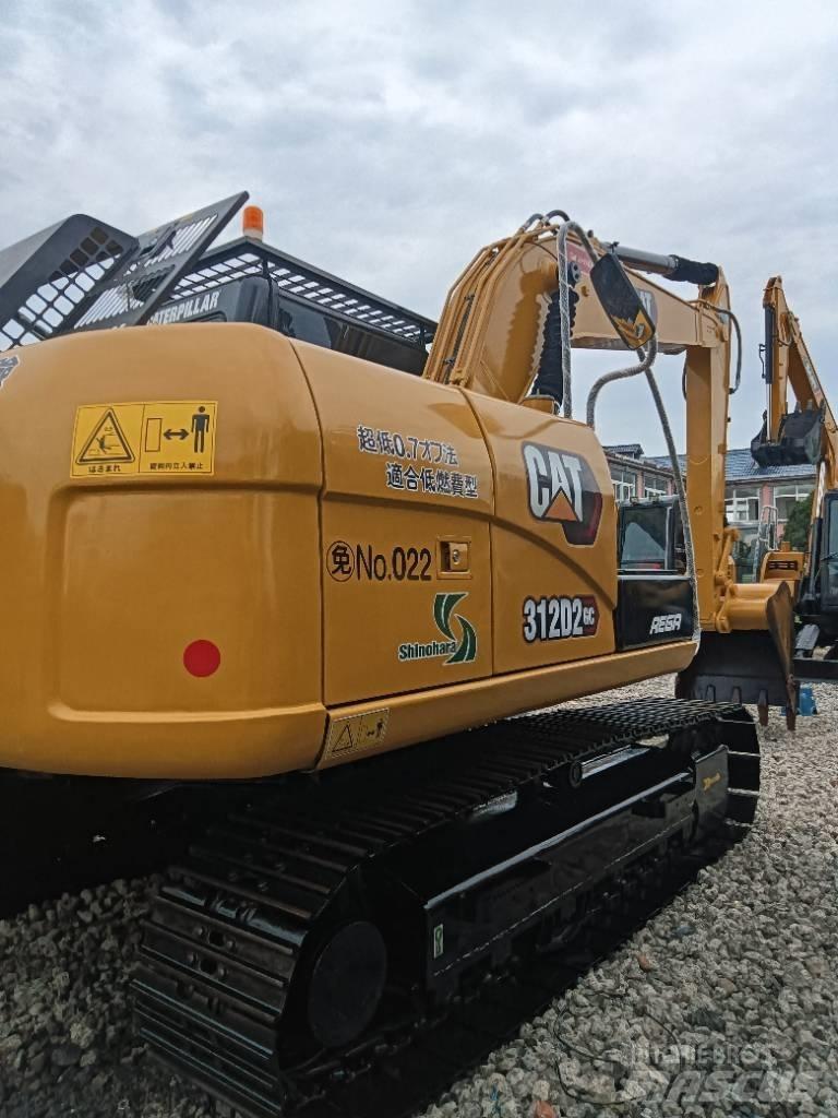 CAT 312D2GC Midi rýpadla 7t - 12t