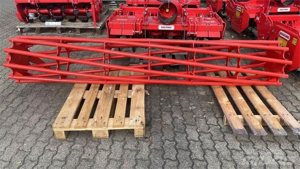 Kuhn Maxirohrwalze Vlečné vibrační válce