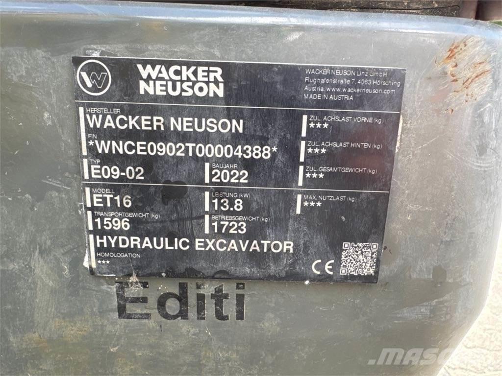 Wacker Neuson ET16 Pásová rýpadla