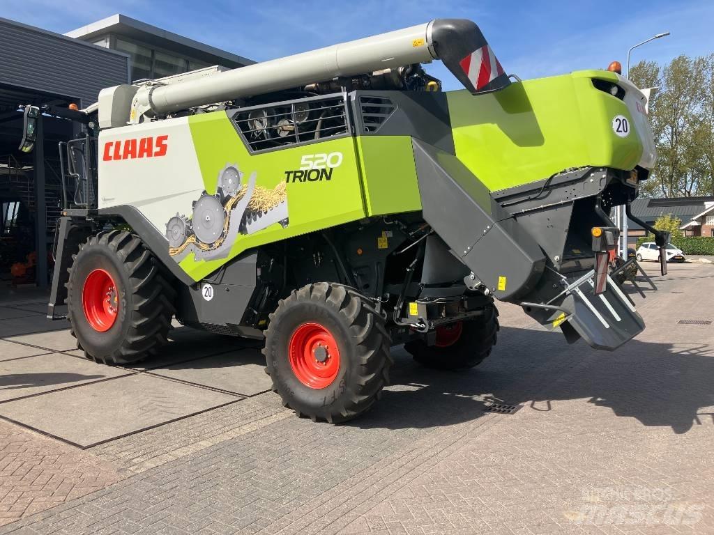 CLAAS Trion 520 Sklízecí mlátičky
