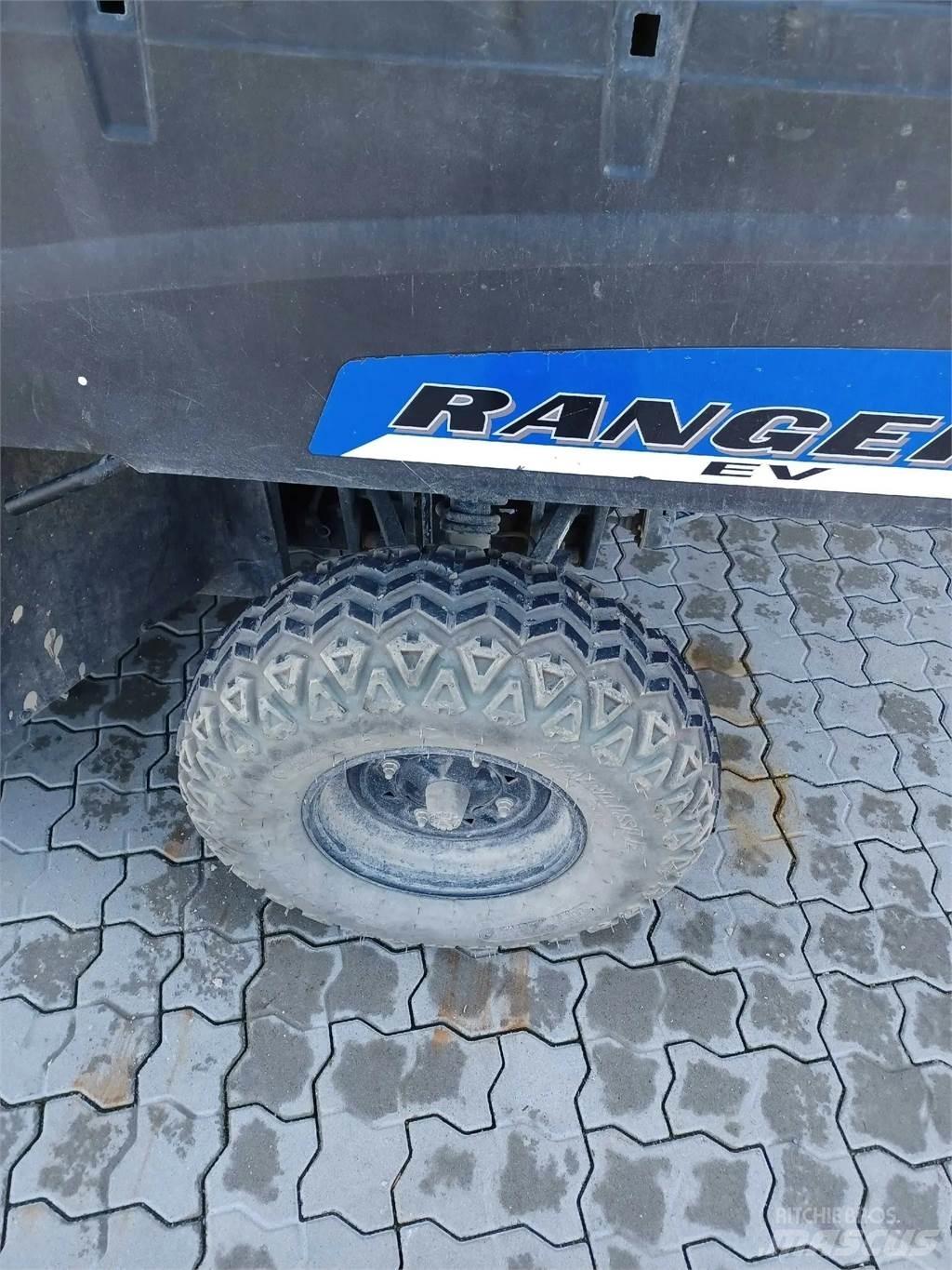 Polaris Ranger EV Další zvedače a plošiny