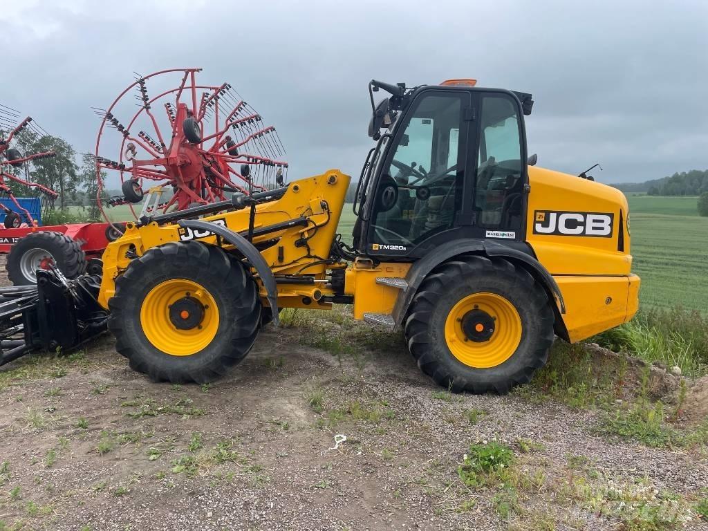 JCB TM 320 S Teleskopické manipulátory