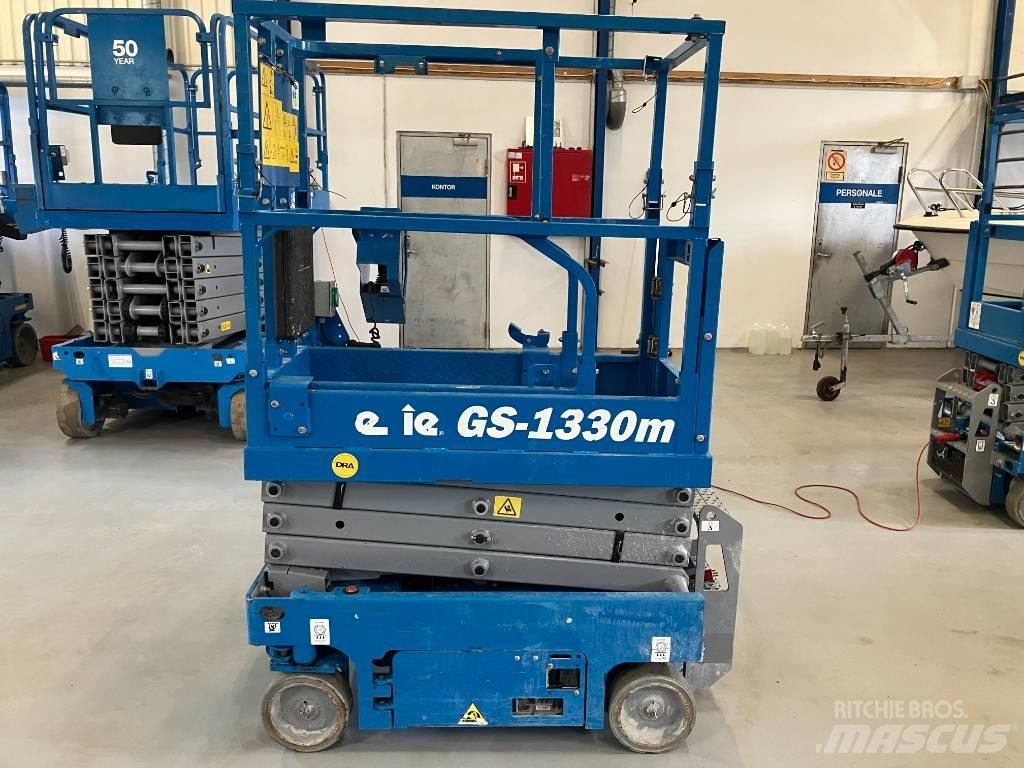 Genie GS 1330 Nůžková zvedací plošina
