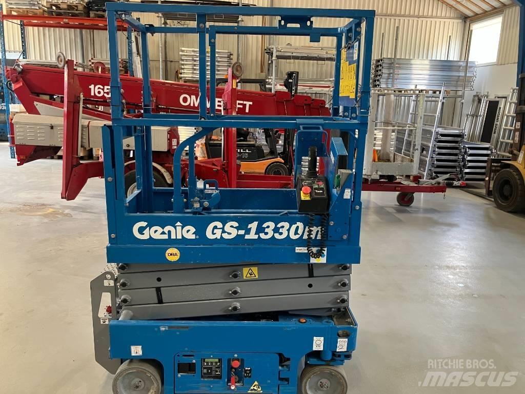 Genie GS 1330 Nůžková zvedací plošina