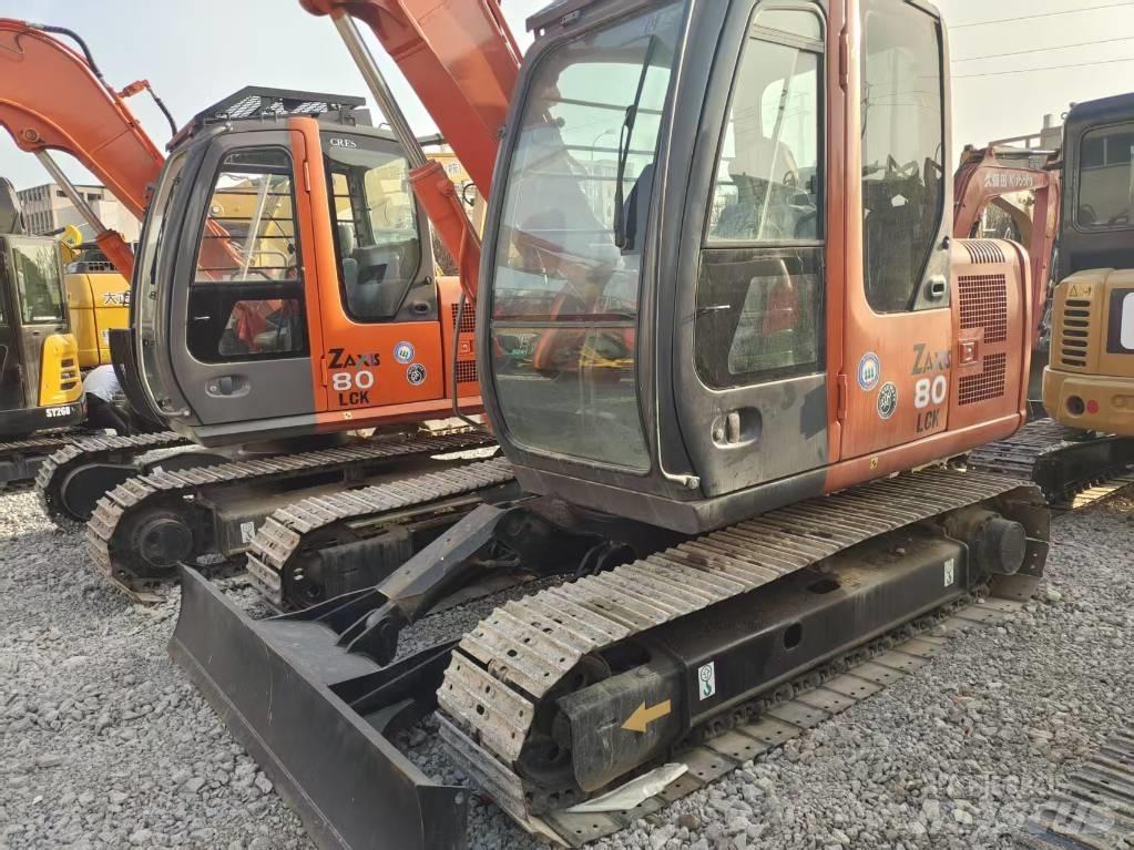 Hitachi ZX 80 Midi rýpadla 7t - 12t