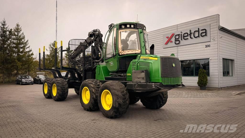 John Deere 1210 E Vyvážecí traktory