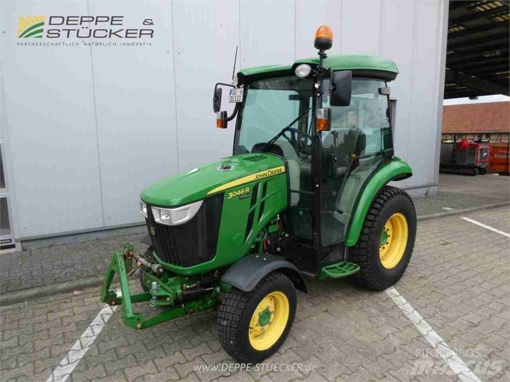 John Deere 3046R Kompaktní traktory