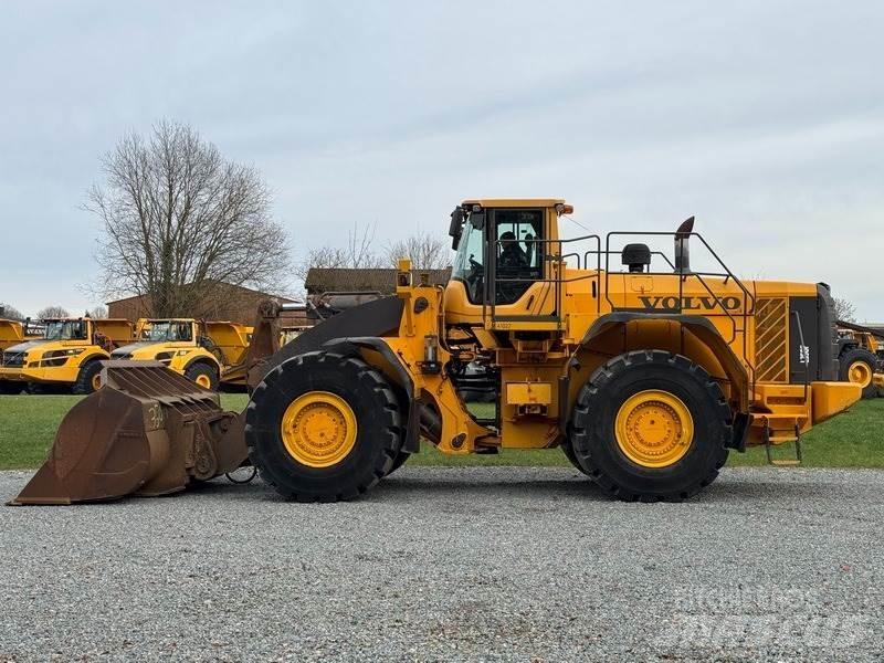 Volvo L 350 F Kolové nakladače
