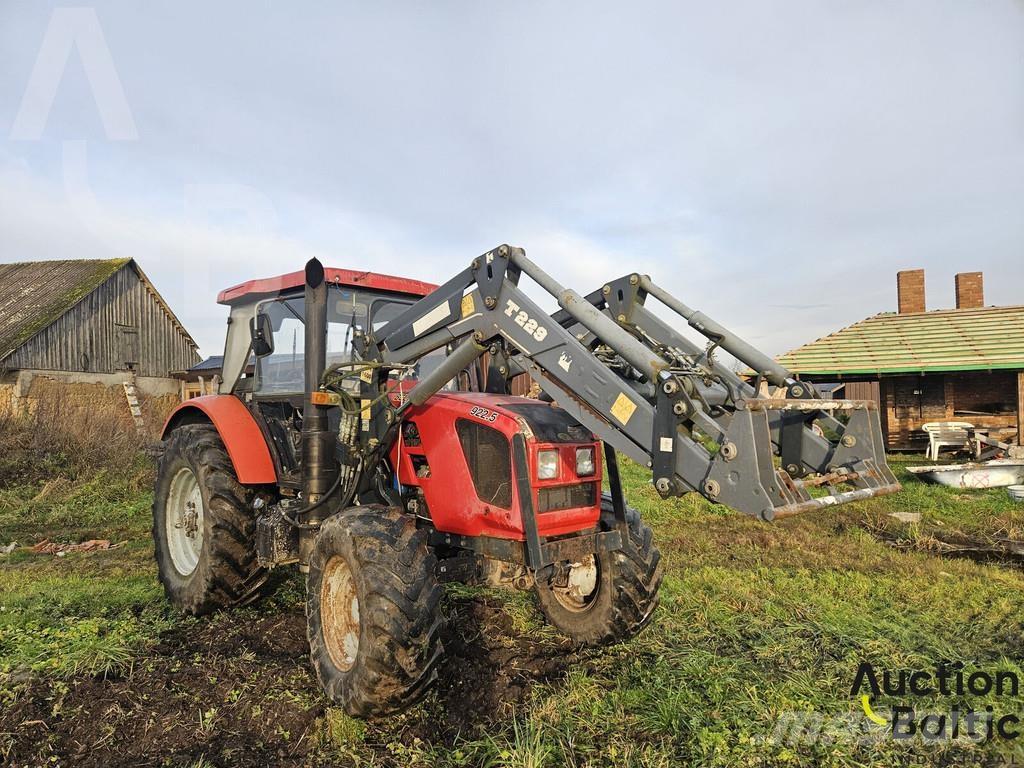 Belarus 922.5 Traktory