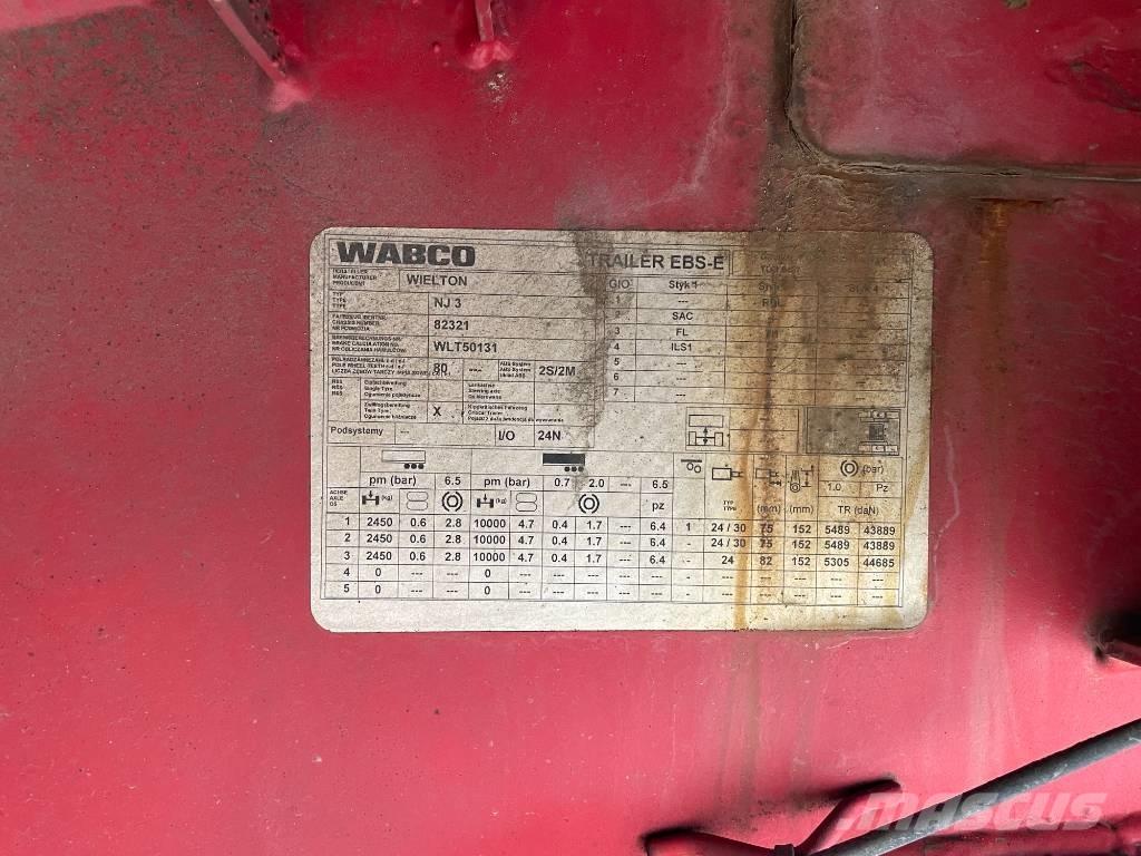 Wielton NJ 3 Přívesy na přepravu automobilů