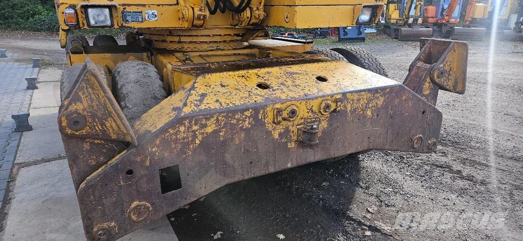 Liebherr A902 Kolová rýpadla