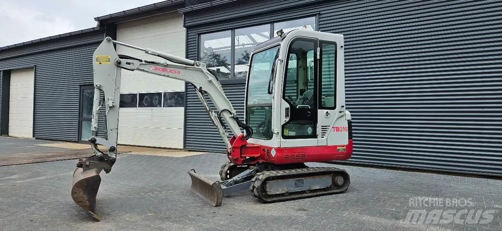 Takeuchi TB016 Mini rýpadla < 7t
