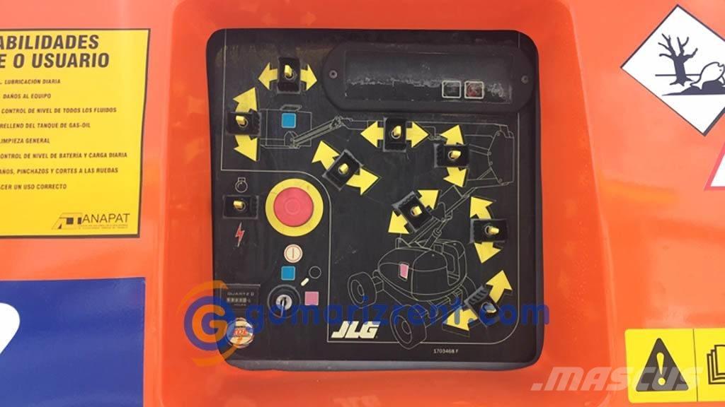 JLG 800 AJ Kloubové plošiny