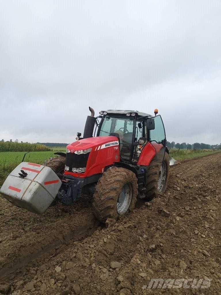 Massey Ferguson 7726 Traktory