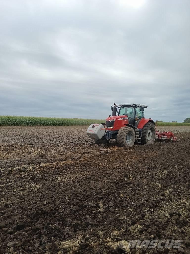 Massey Ferguson 7726 Traktory