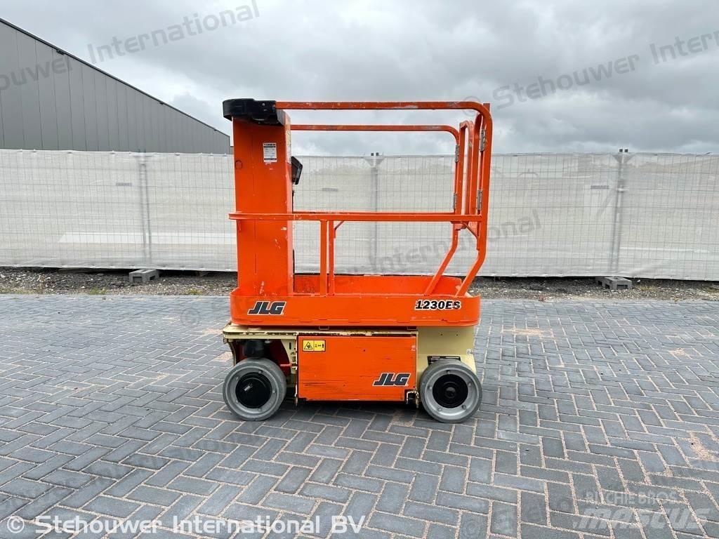 JLG 1230ES 1230 ES Další zvedače a plošiny