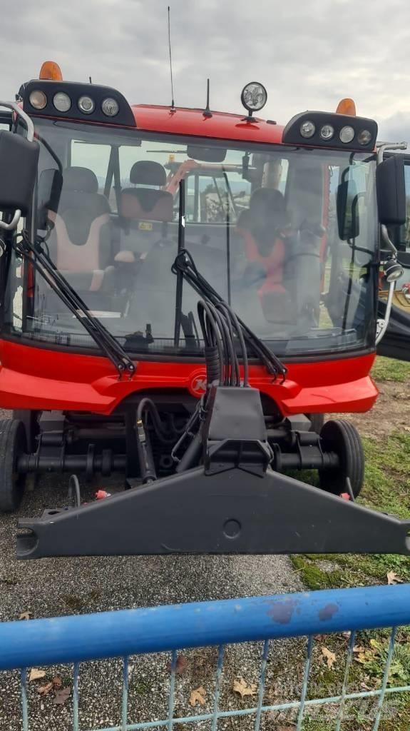  PistenBully  600 Rolby