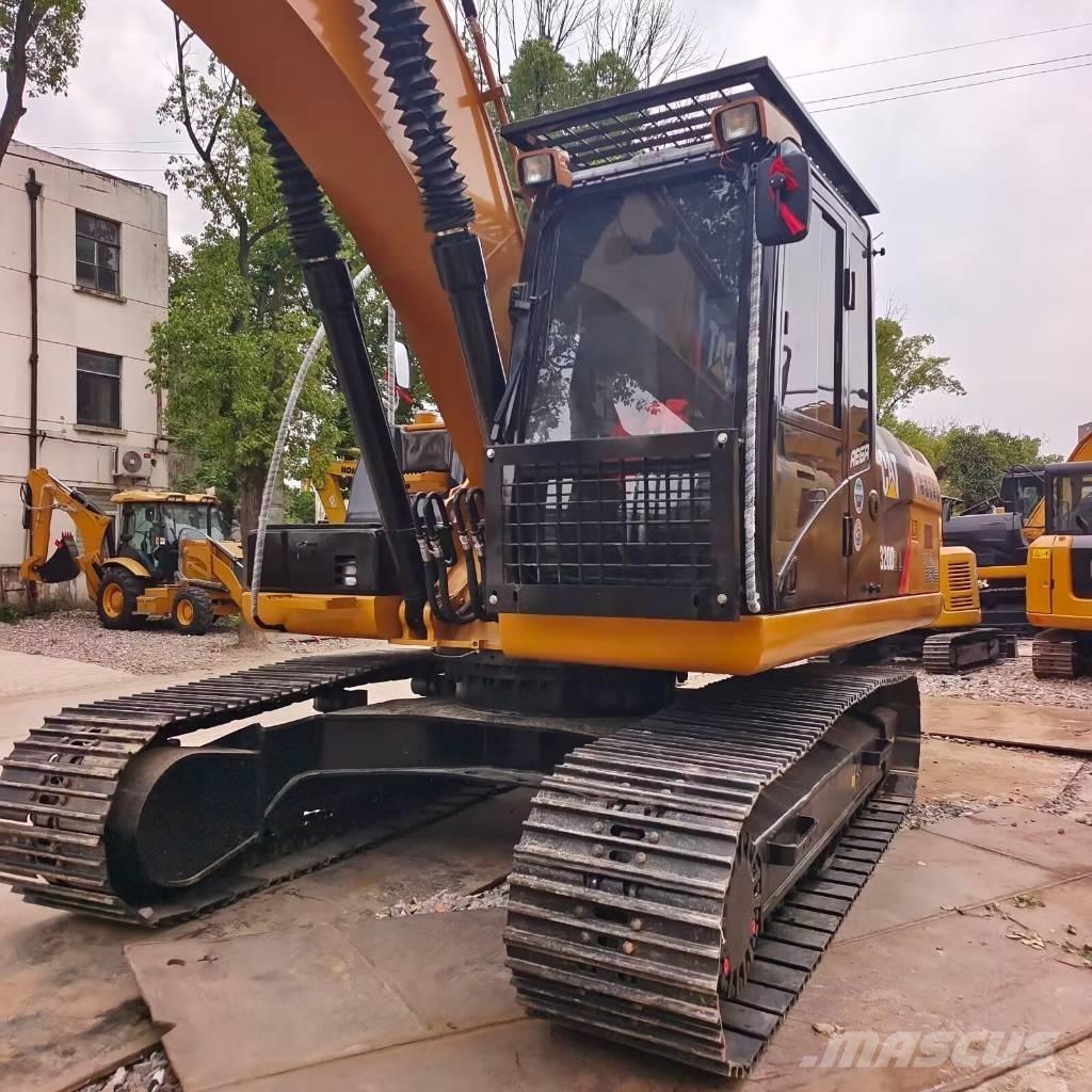 CAT 320 D2L Pásová rýpadla