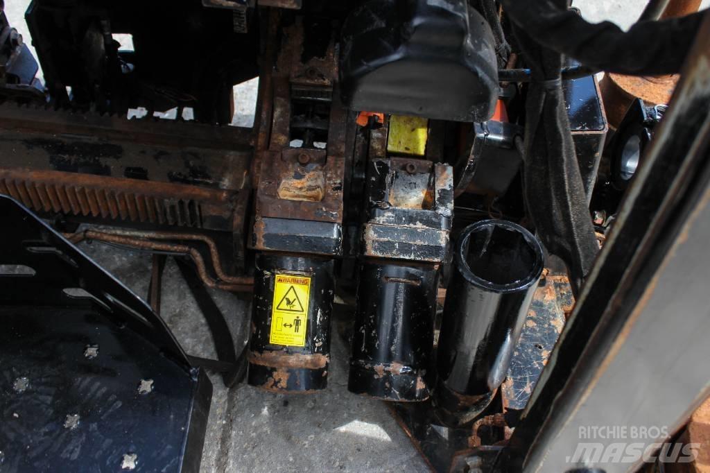 Ditch Witch JT20 Horizontální vrtací zařízení