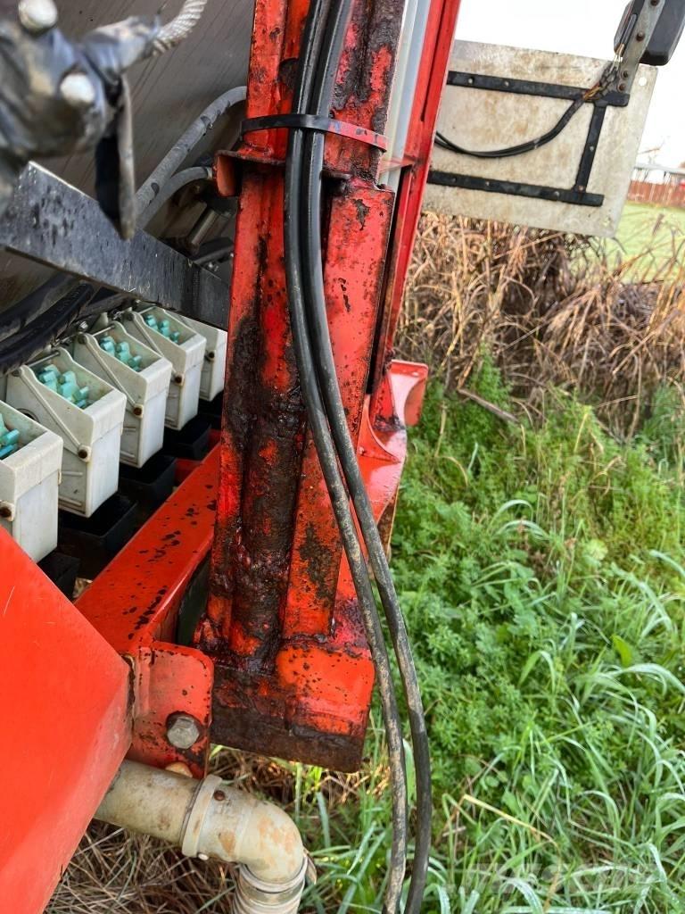  DAMAX 1700 R Další secí stroje a příslušenství