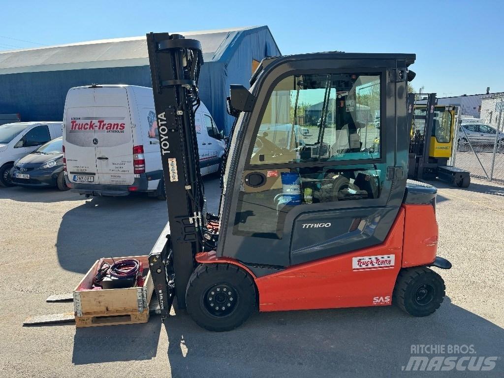 Toyota 9FBM30T Akumulátorové vozíky
