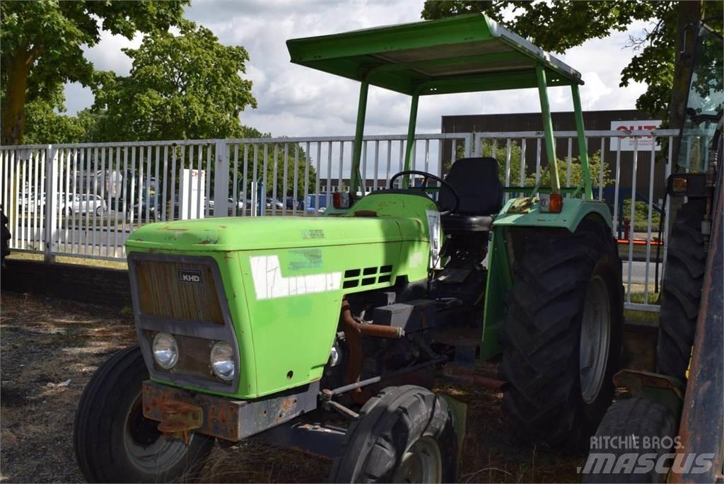 Deutz-Fahr D4507 Traktory
