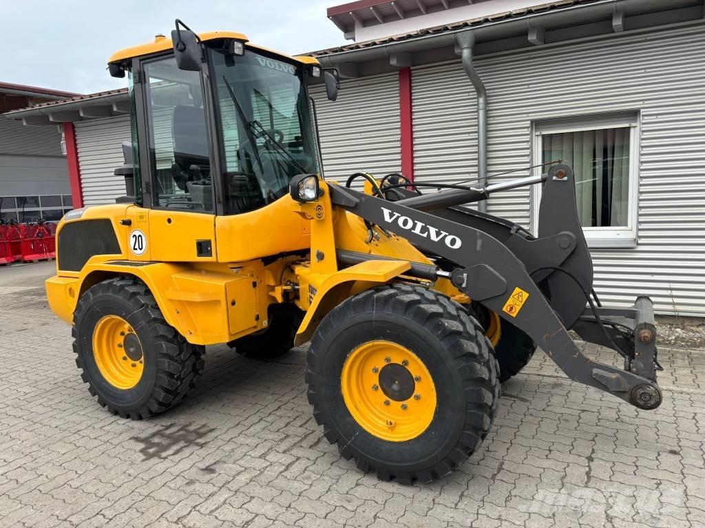 Volvo Radlader L30G Kolové nakladače