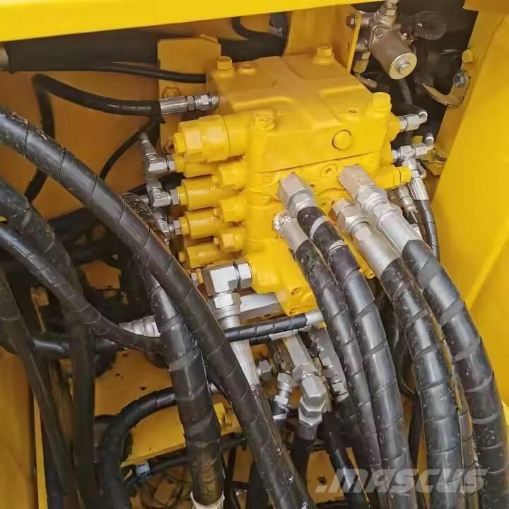 Komatsu PC 120 Pásová rýpadla