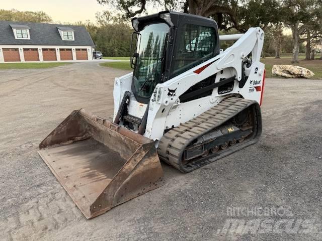 Bobcat T 740 Smykem řízené nakladače