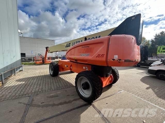 JLG 1200 SJP Teleskopické plošiny
