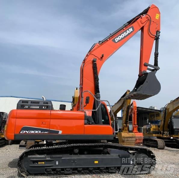 Doosan DX 300 LC-9C Pásová rýpadla