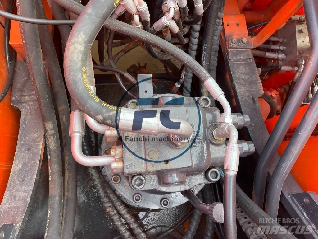 Doosan DX300 Pásová rýpadla