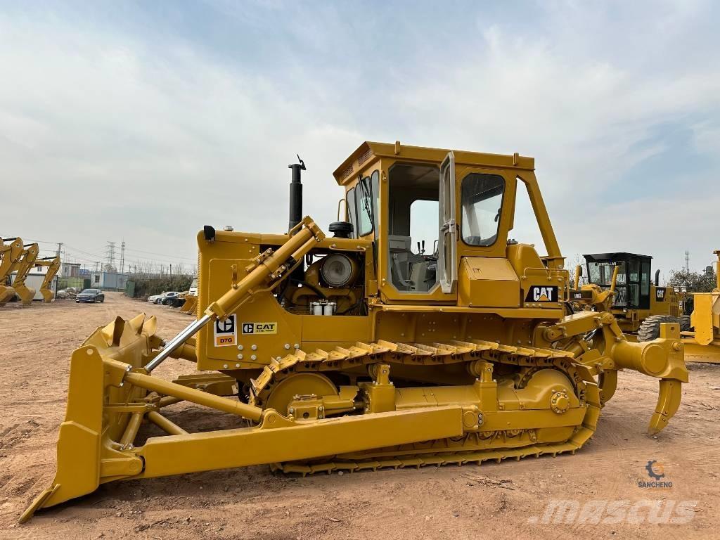 CAT D 7 G Pásové dozery