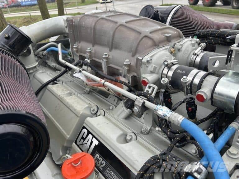 CAT C32 Lodní motorové jednotky