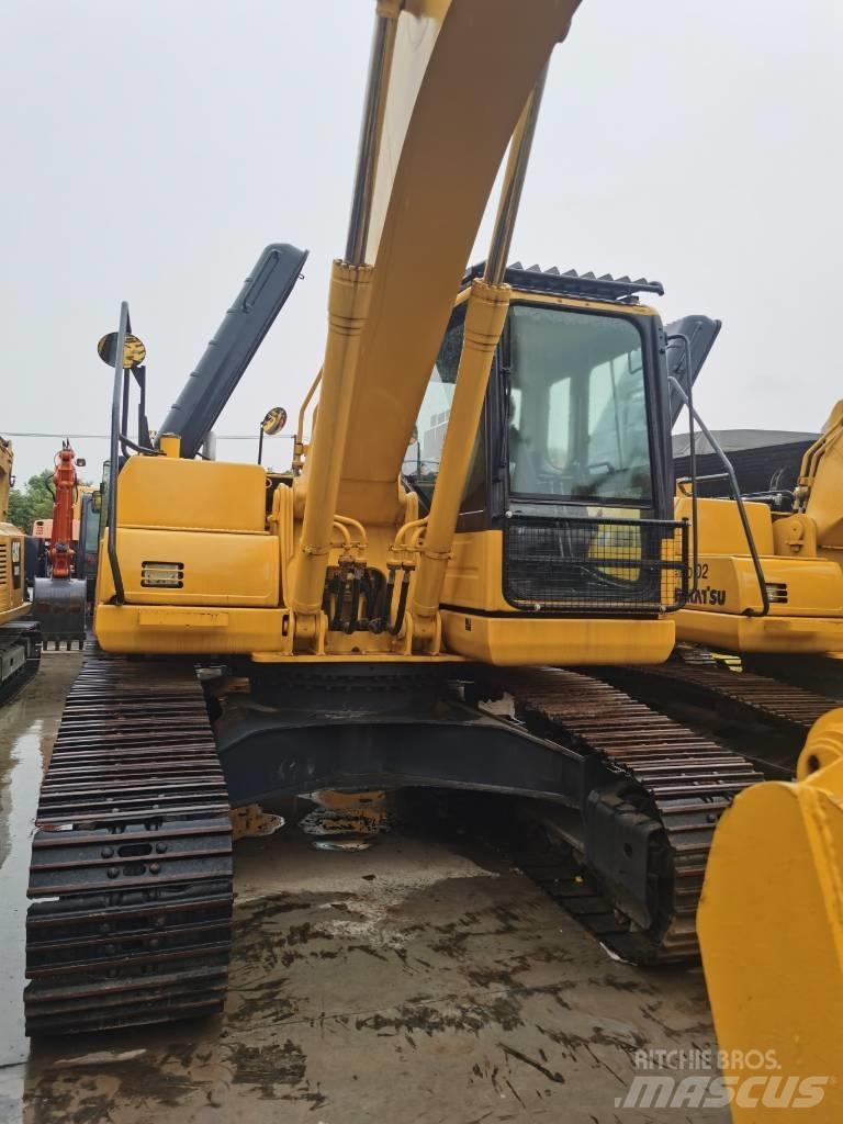 Komatsu PC 200-8 Pásová rýpadla