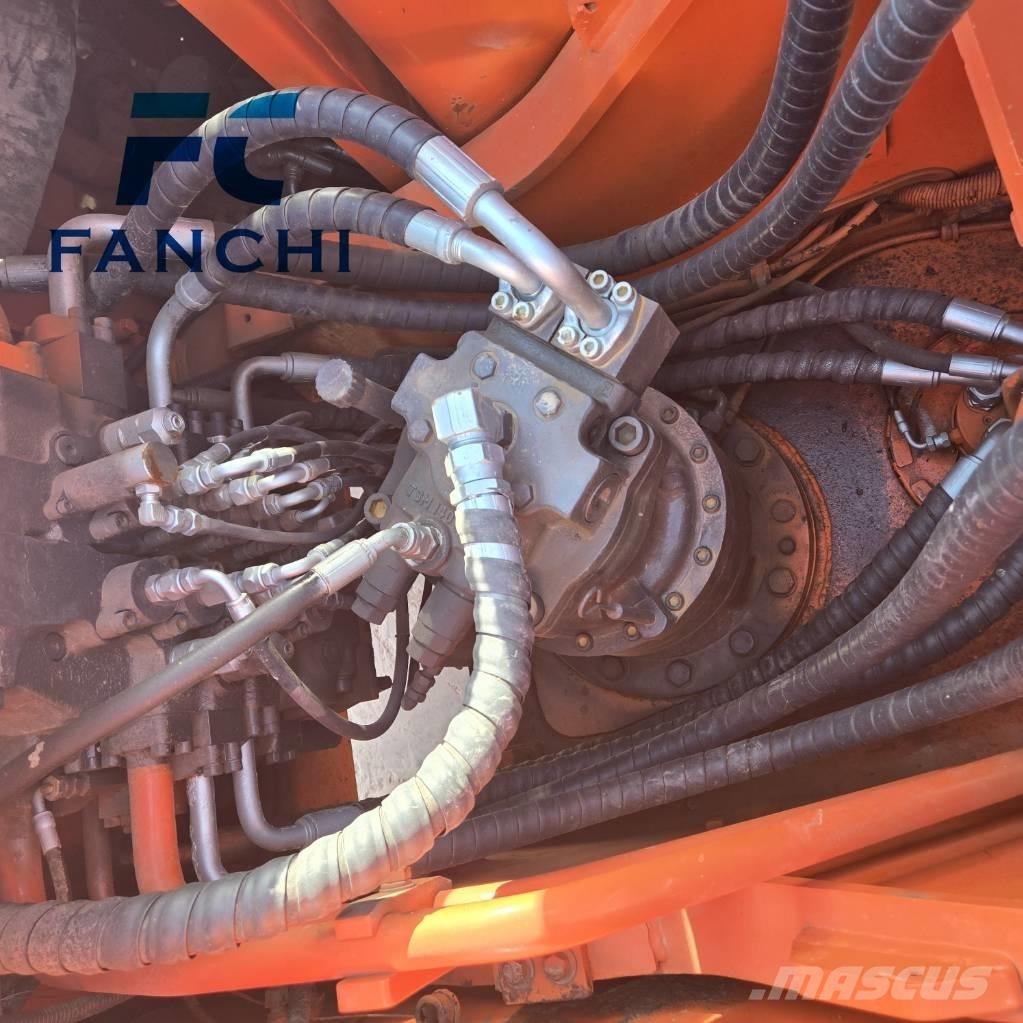 Doosan DX 225 LC Pásová rýpadla