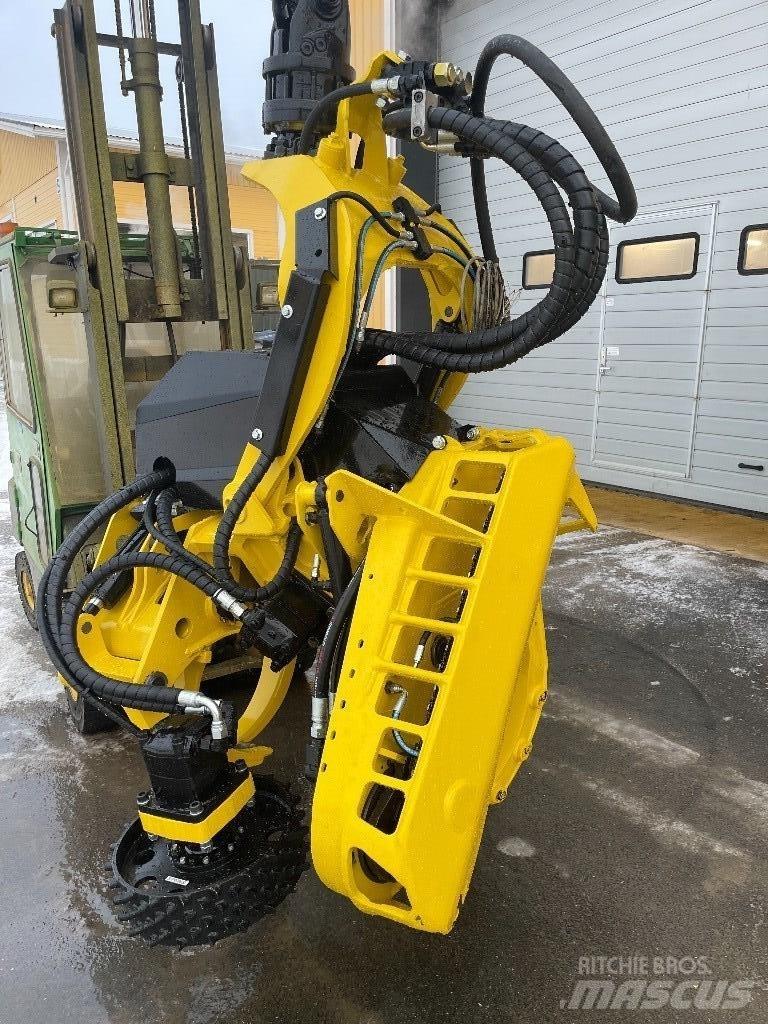 John Deere 758HD Těžební hlavy