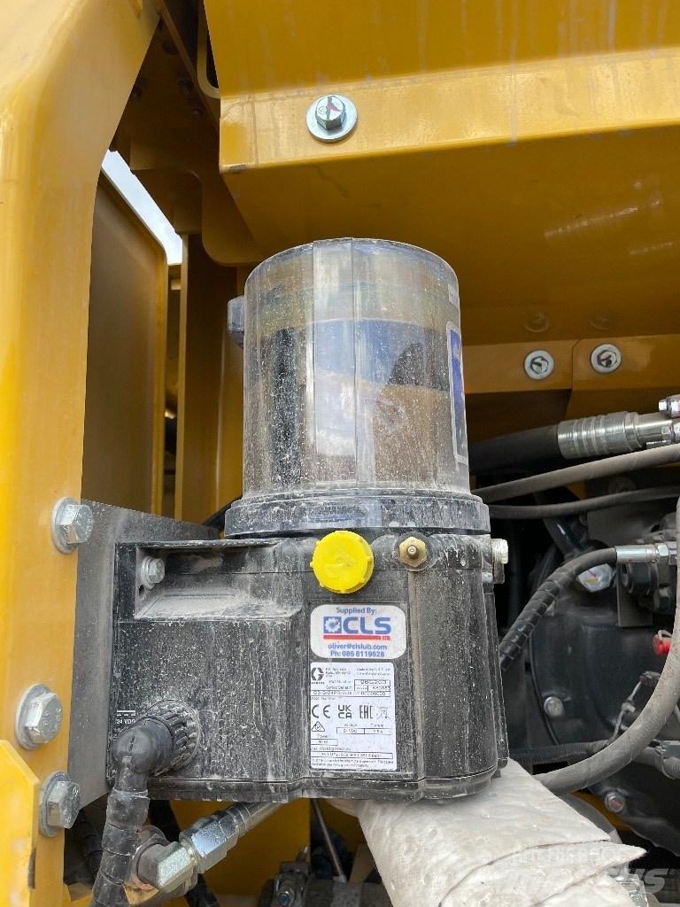 Komatsu PC 360LC-11 Pásová rýpadla