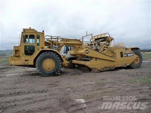 CAT 623B Kolová rýpadla