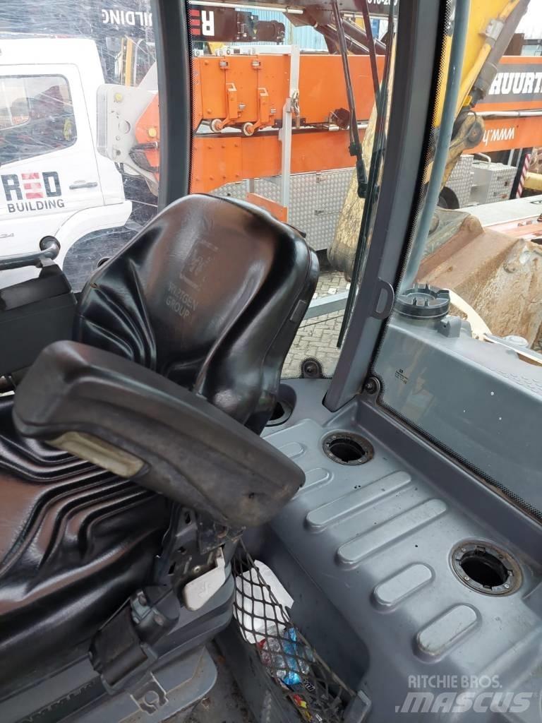 Hamm HD 90i VV Tandemové válce