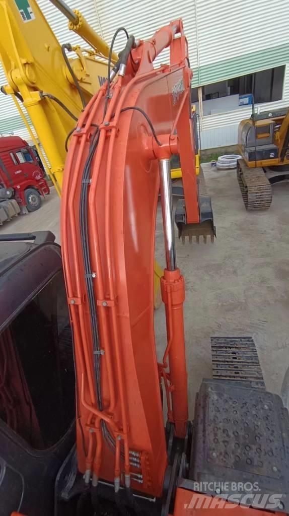 Hitachi ZX 120 Pásová rýpadla